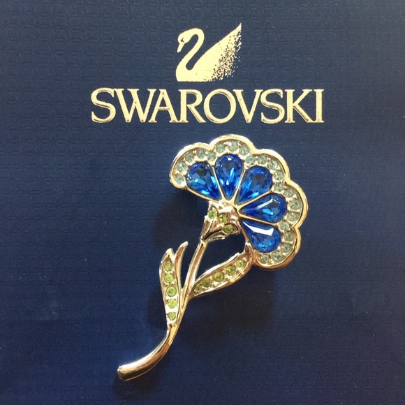 Authentic Swarovski Crystal Pin - Picture 7 of 7